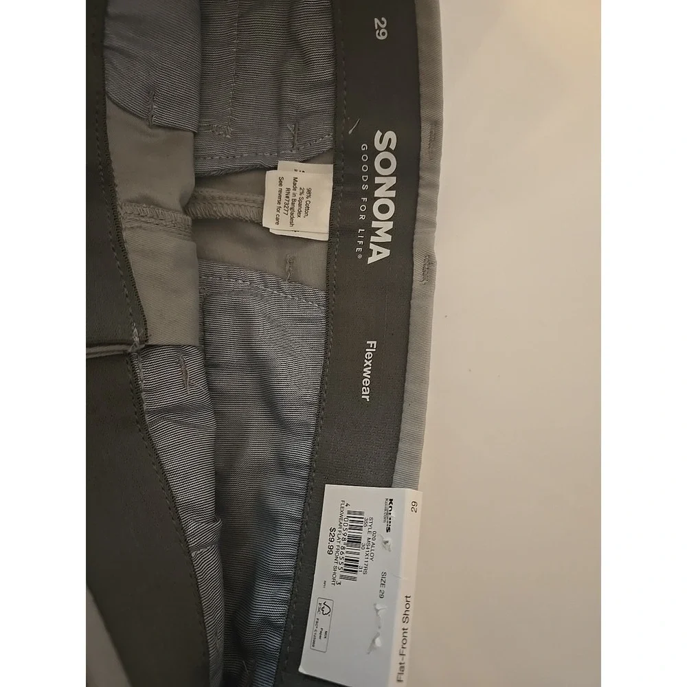 Sonoma Men's Flexwear Grey/Gray Flat Front Short Chinos 9 In Inseam Size 29 NWT
